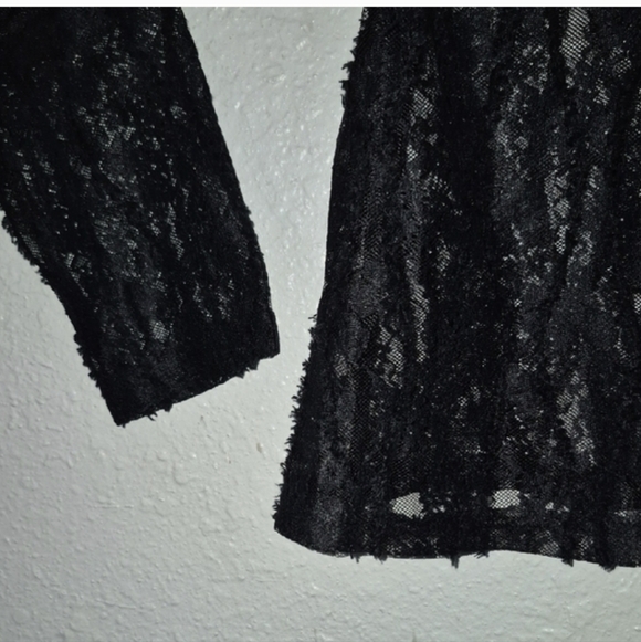 AQUA XXS Black Lace Long Sleeve - Picture 6 of 10